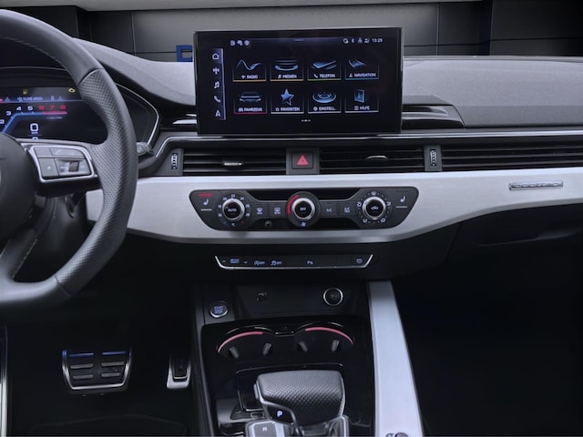 Audi A4 40 TFSI Avant Quattro S-Line S-Tronic