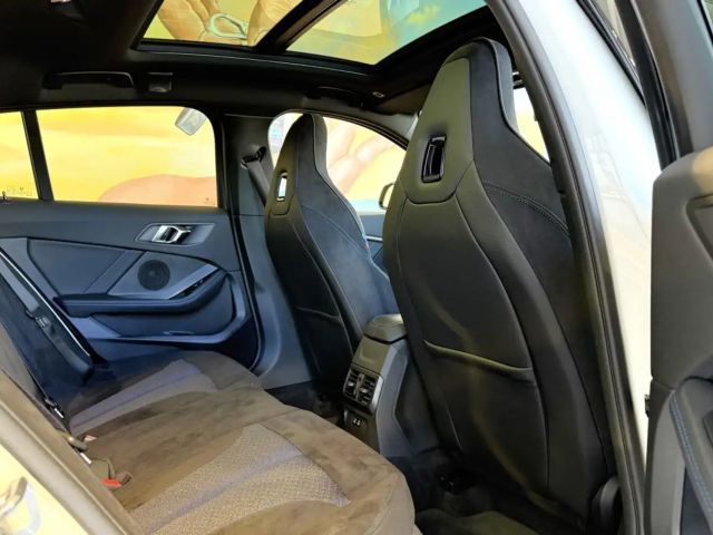 BMW 135 135i Sedan xDrive