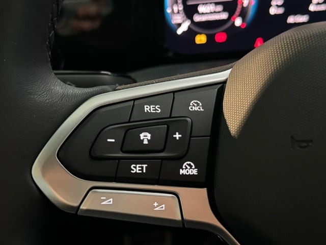 Volkswagen Golf 1.5 TSI Golf VIII