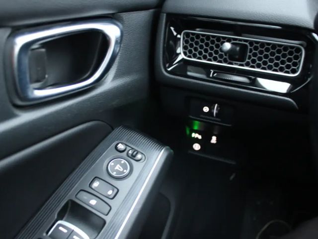 Honda Civic Advance e:HEV