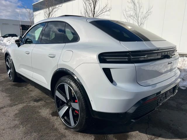Porsche Macan Turbo