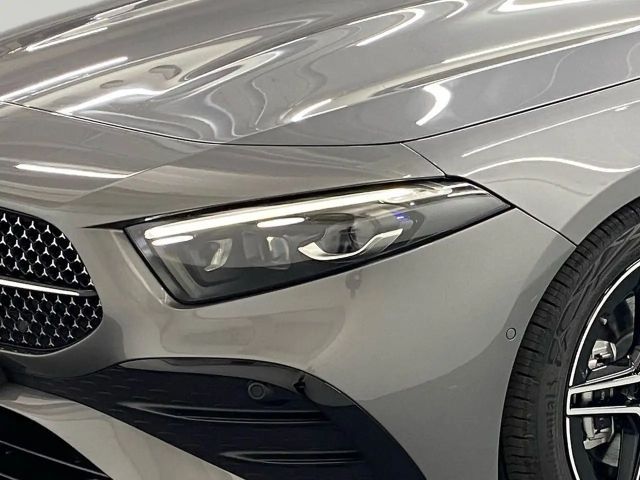 Mercedes-Benz A 200 AMG Line