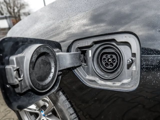 BMW 320 320e Touring