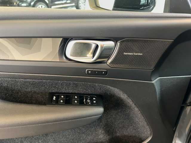 Volvo XC40 Dark Ultimate