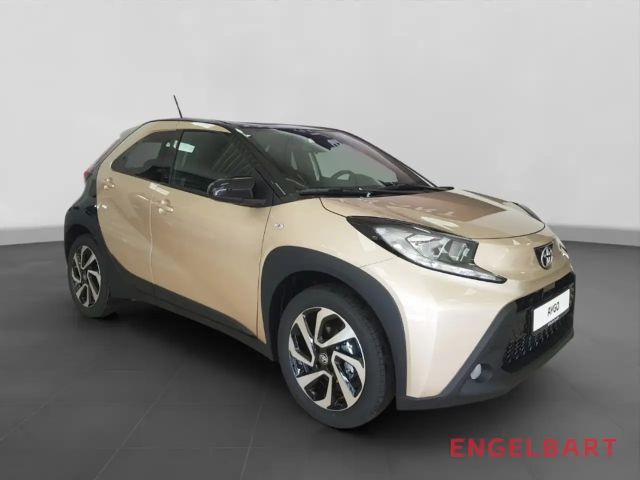 Toyota Aygo X 1.0 VVT-i Hatchback Team D