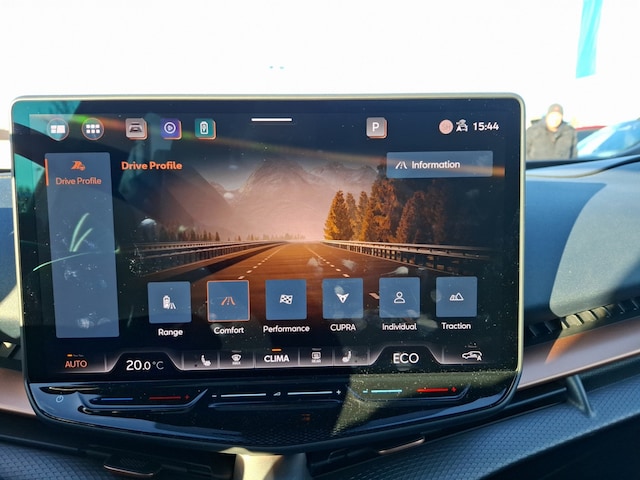 Cupra Tavascan VZ