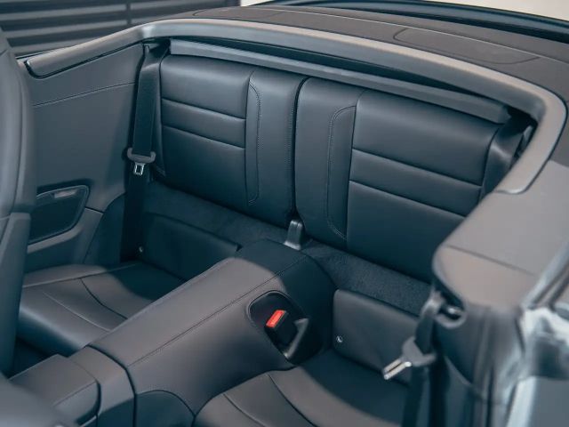 Porsche 911 Cabrio Carrera