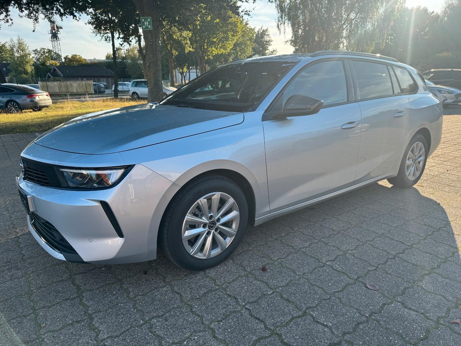 Opel Astra Edition Sports Tourer