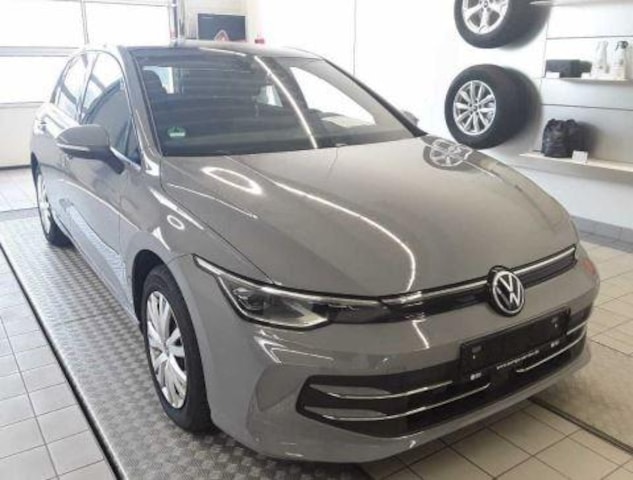 Volkswagen Golf 1.5 eTSI DSG