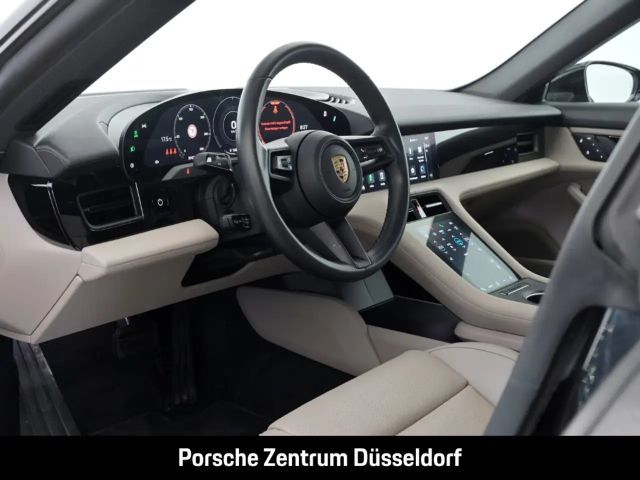 Porsche Taycan Surround-View 20-Zoll Abstandstempomat