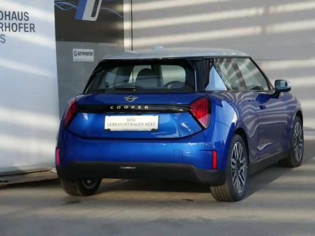 MINI Cooper E Cooper E