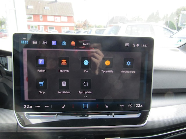 Volkswagen Golf 1.5 TSI DSG