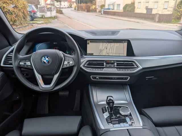 BMW X5 xDrive45e
