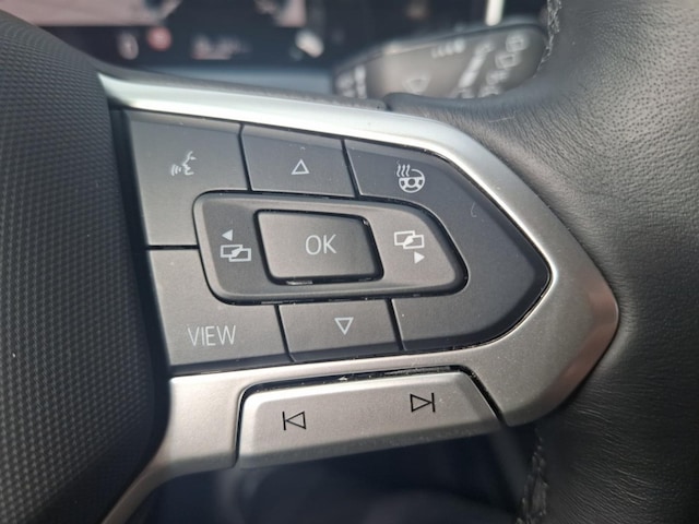 Volkswagen Golf 1.5 115 PS AHK NAVI ACC LED