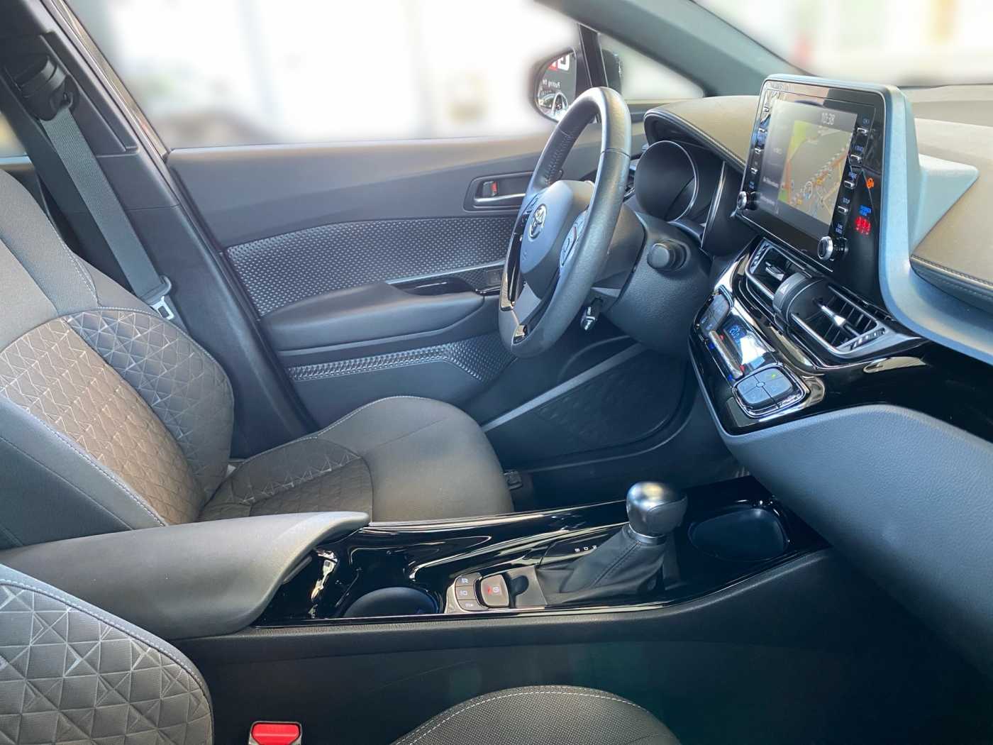 Toyota C-HR 5-deurs Plus