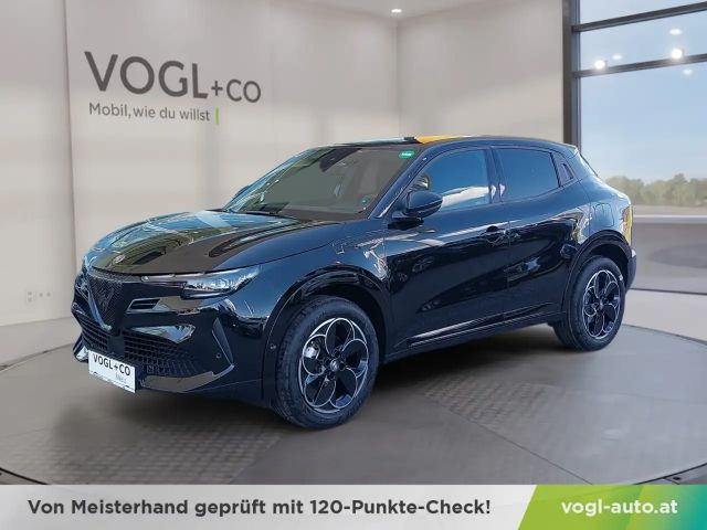 Alfa Romeo Junior Ibrida