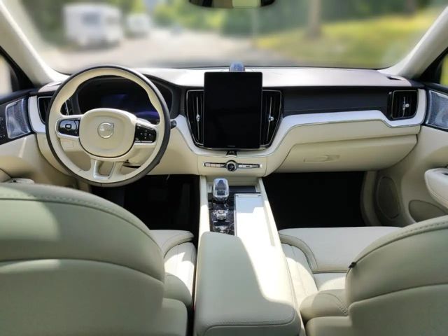 Volvo XC60 AWD Dark T8 Ultra