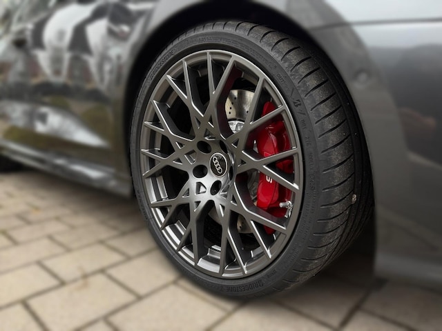 Audi RS3 Quattro S-Tronic Sedan