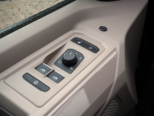 Volkswagen Multivan 2.0 TDI Style T7