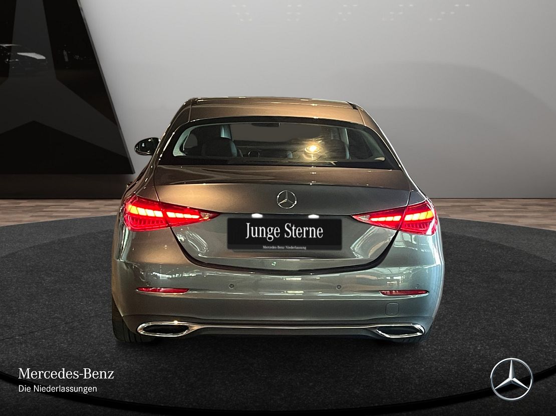 Mercedes-Benz C 220 AVANTGARDE C 220 d Sedan