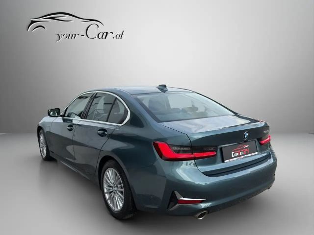 BMW 330 330e Luxury Line Sedan