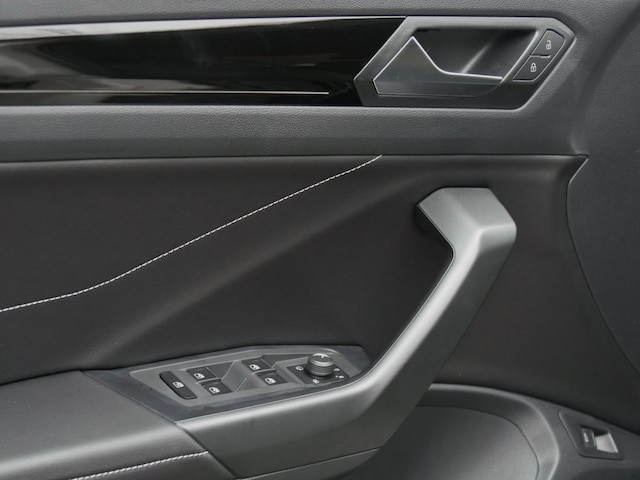 Volkswagen T-Roc 1.5 TSI R-Line