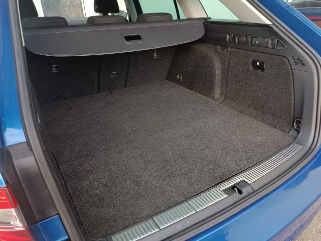 Skoda Superb PlugIn-Hybrid Style Style