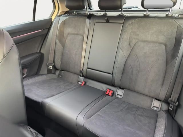 Volkswagen Golf DSG Golf VIII Style