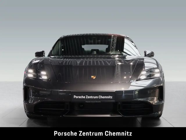 Porsche Taycan 4 GTS