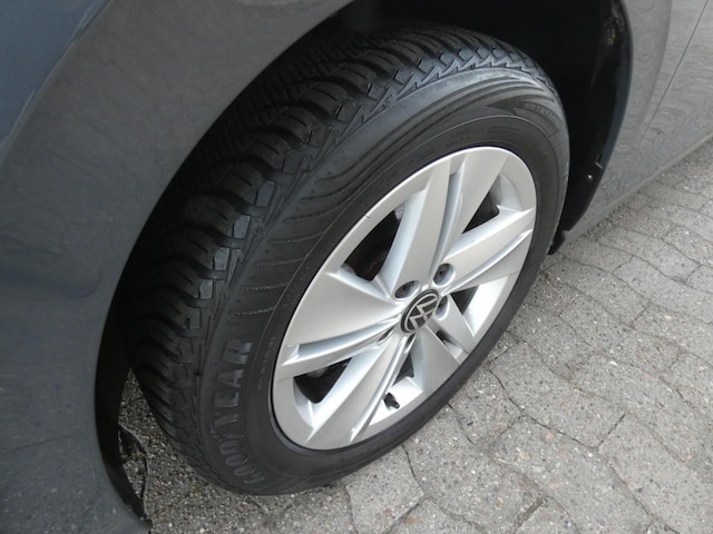 Volkswagen Golf 1.5 TSI Golf VIII Life Variant