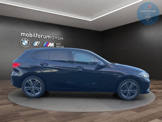 BMW 120 120i Sedan