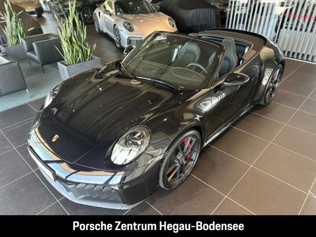 Porsche 992 Cabrio Carrera GTS