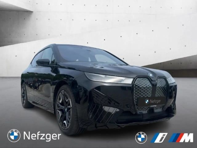 BMW iX xDrive50