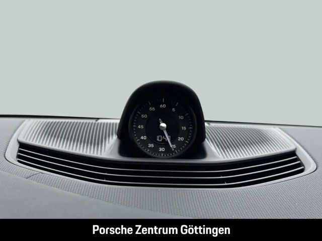 Porsche Taycan 4 Cross Turismo