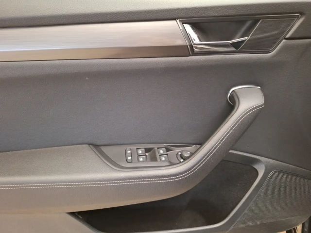 Skoda Superb Combi Style Style