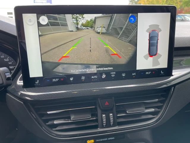 Ford Focus ST Line Wagon