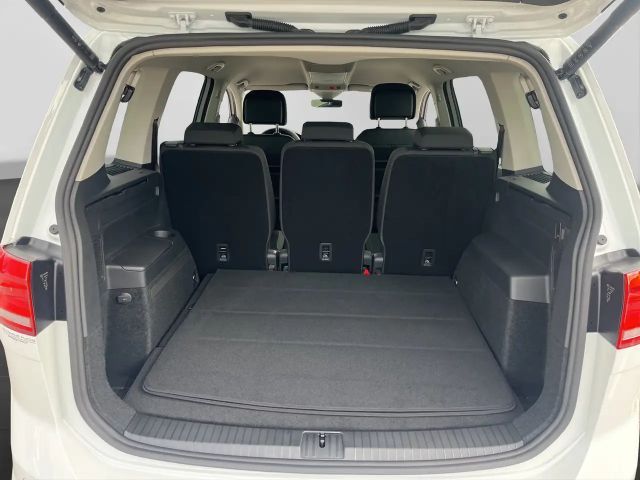 Volkswagen Touran DSG Life