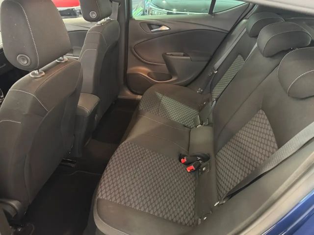 Opel Astra 1.2 Turbo Edition Turbo