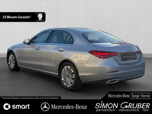 Mercedes-Benz C 180 AVANTGARDE Sedan