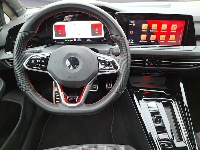 Volkswagen Golf 2.0 TSI DSG GTI