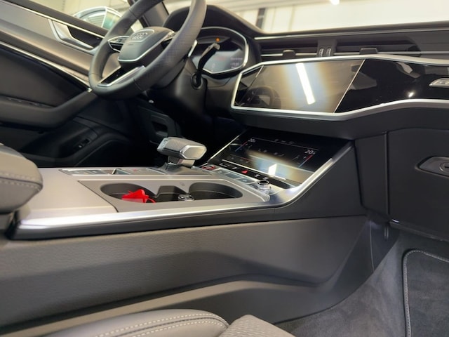 Audi S6 Avant Quattro