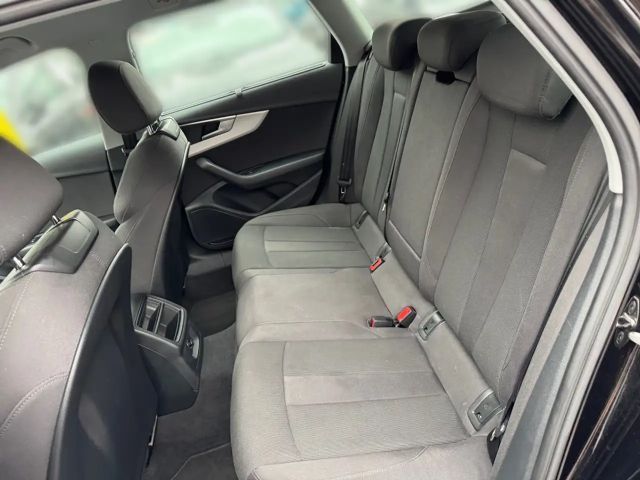 Audi A4 35 TDI Avant S-Tronic