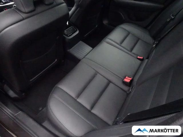 Volvo S60 AWD Dark Recharge Ultimate