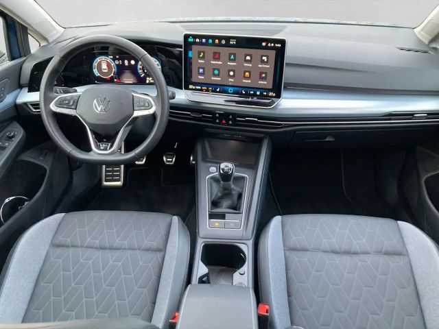 Volkswagen Golf 1.5 TSI Variant