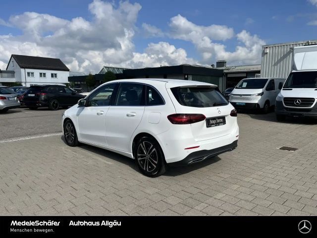 Mercedes-Benz B 180 Progressive