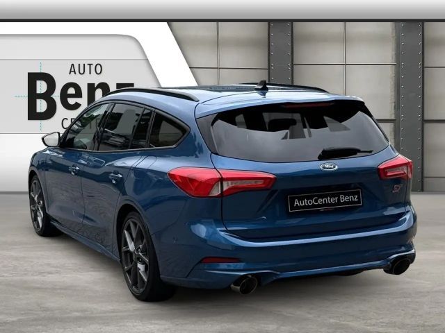 Ford Focus ST Line