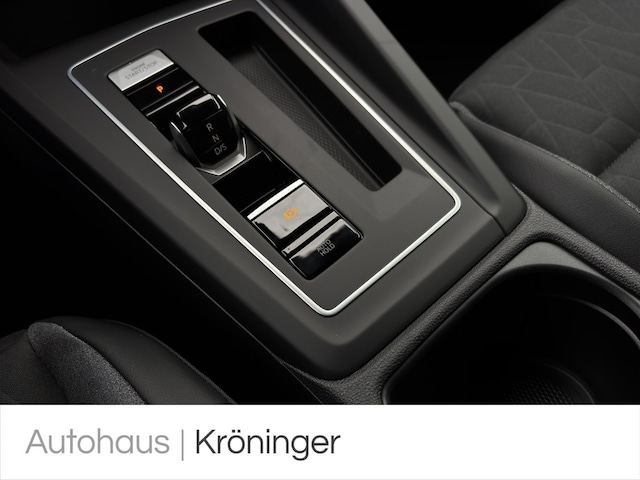 Volkswagen Golf 1.5 eTSI DSG Life