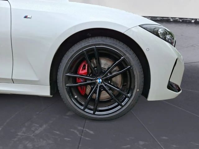 BMW 330 330i M-Sport Sedan xDrive