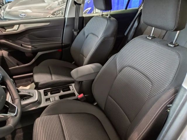 Ford Focus Titanium Wagon