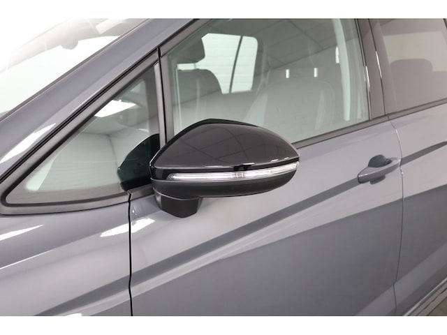 Volkswagen Touran 2.0 TDI DSG R-Line